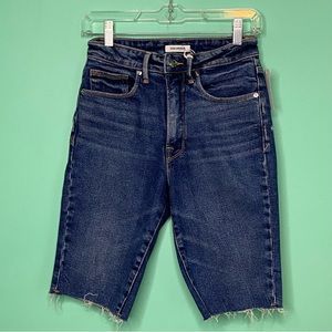 GOOD AMERICAN women size 4/27 Jean shorts brand new with tags